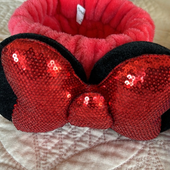 Disney Hat Bundle With A Pair Of Mittens & A Headband EUC - Picture 5 of 11